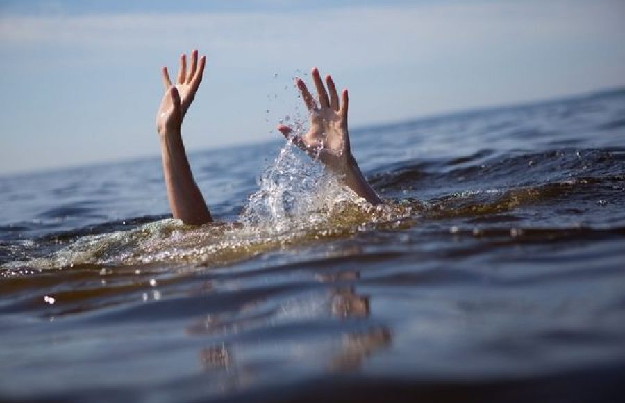 69χρονος ο άνδρας που πνίγηκε στην Πλάκα Λιτοχώρου και ατελής πνιγμός 75χρονης στους Ν. Πόρους