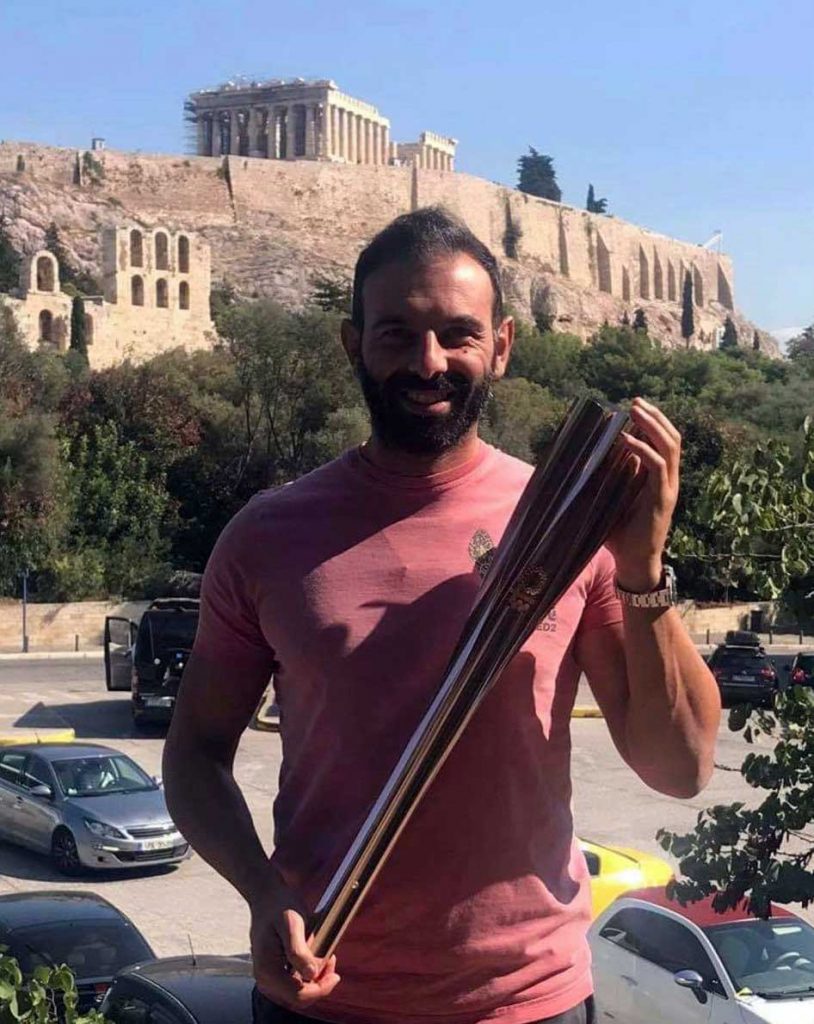 Ο Σάββας Καρυπίδης λαμπαδηδρόμος στους Ολυμπιακούς Αγώνες του Τόκιο