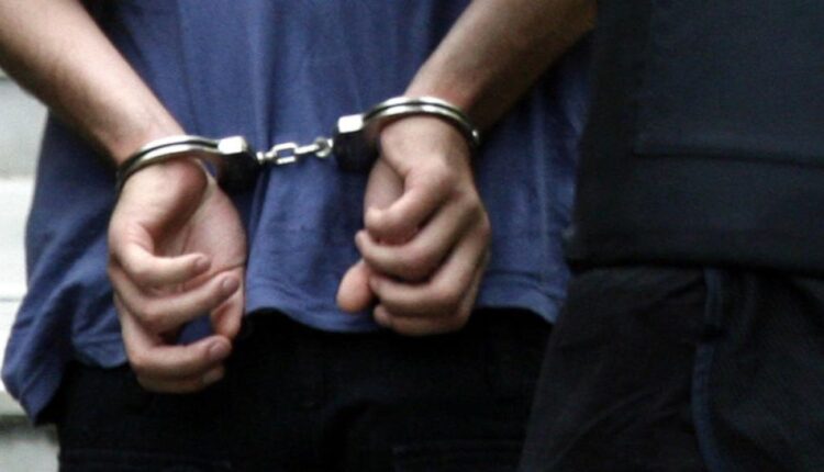 Συνελήφθη αλλοδαπός που αφαίρεσε αντικείμενα 12.500 ευρώ από σπίτι στην Πιερία