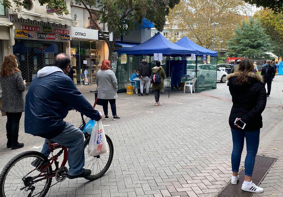 Κατερίνη - COVID19 | Ξεκίνησαν rapid test στην Κεντρική Πλατεία