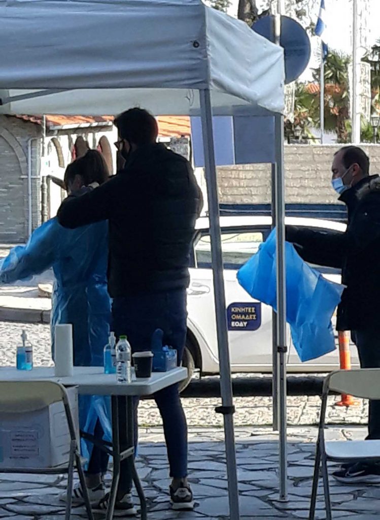 Λιτόχωρο | Ξεκίνησαν rapid test στην Κεντρική Πλατεία