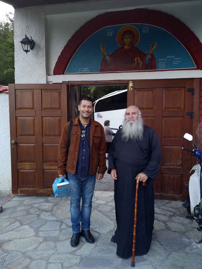 Προσωπικά βιώματα από τη γνωριμία μου με τον ιερέα της φιλανθρωπίας και της αγάπης πατήρ Στέφανο