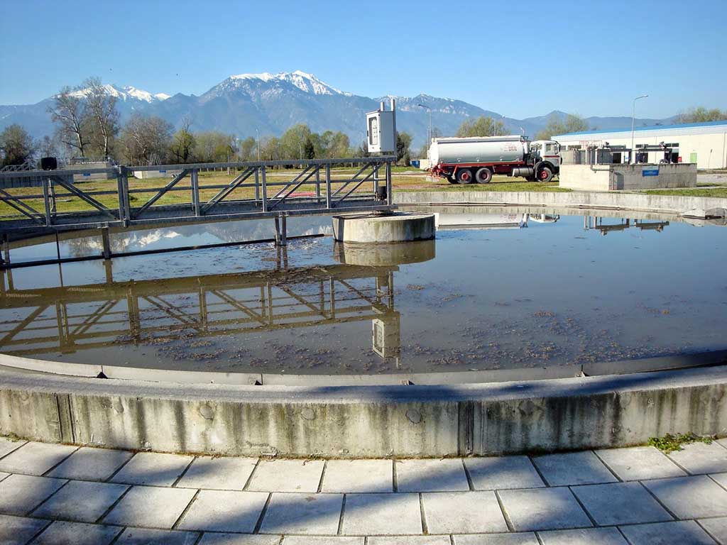 Στα ίδια επίπεδα με την προηγούμενη εβδομάδα το ιικό φορτίο στα λύματα της Κατερίνης