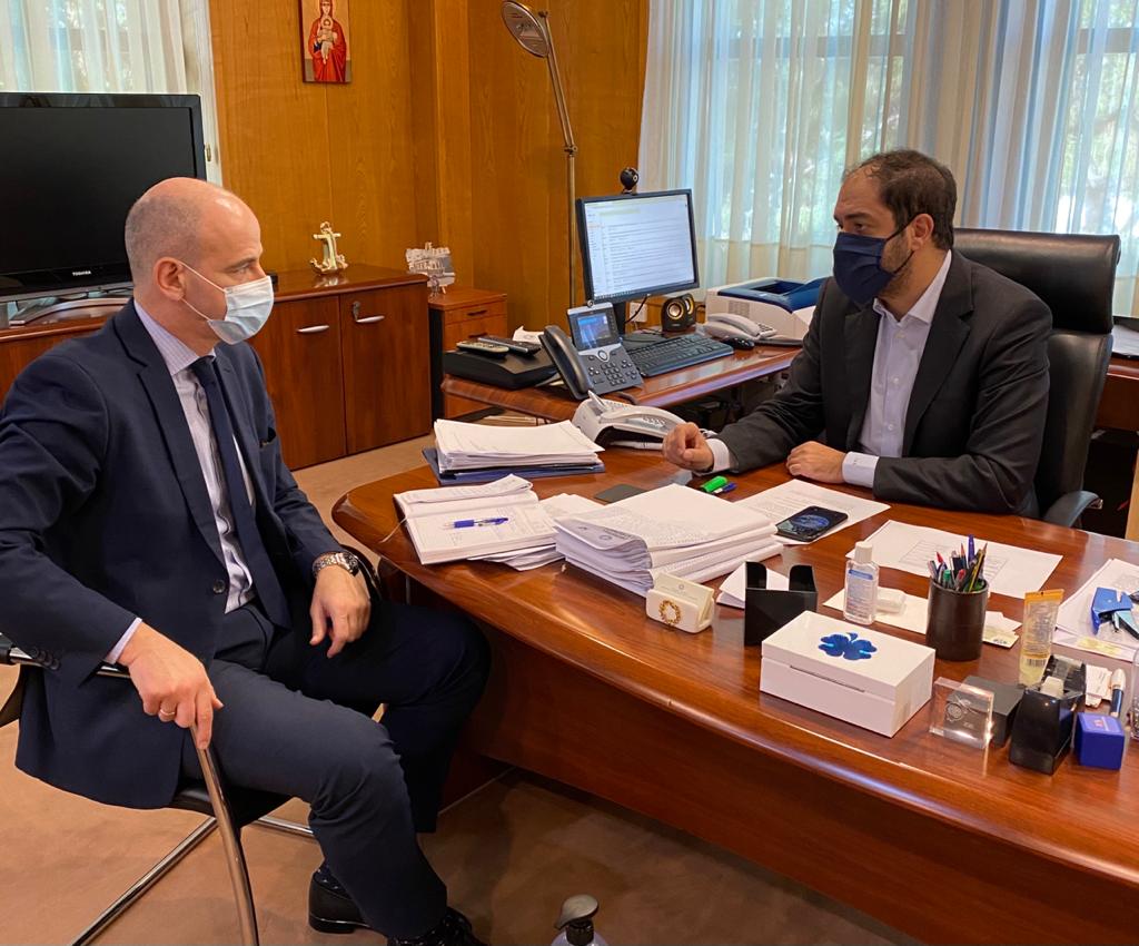 Στον υφυπουργό Μεταφορών για τα αιτήματα του κλάδου των ΤΑΧΙ ο Μπαραλιάκος