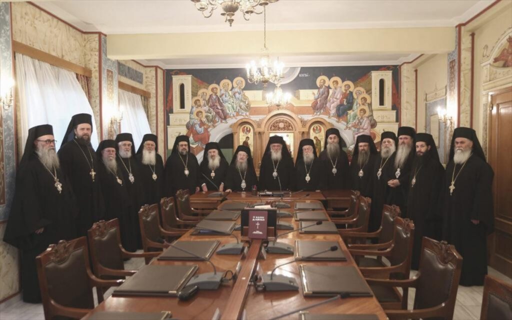 Ιερά Σύνοδος | «Ελεύθερη επιλογή ο εμβολιασμός»
