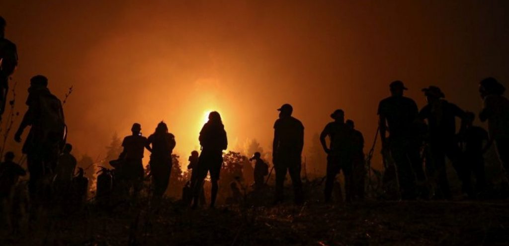 Δίχως τέλος ο πύρινος εφιάλτης στην Εύβοια (8η ημέρα)