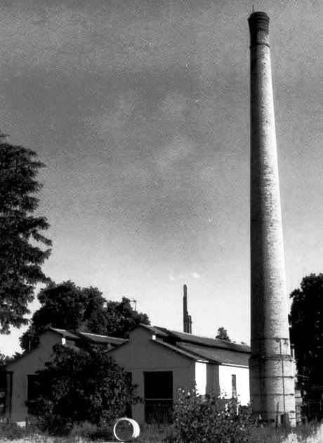 Κατερίνη | Επιτακτική ανάγκη ο καθαρισμός από ξερά χόρτα κ.α. στο εργοστάσιο Εμποτισμού & Επεξεργασίας Ξύλου στον Σιδ. Σταθμό