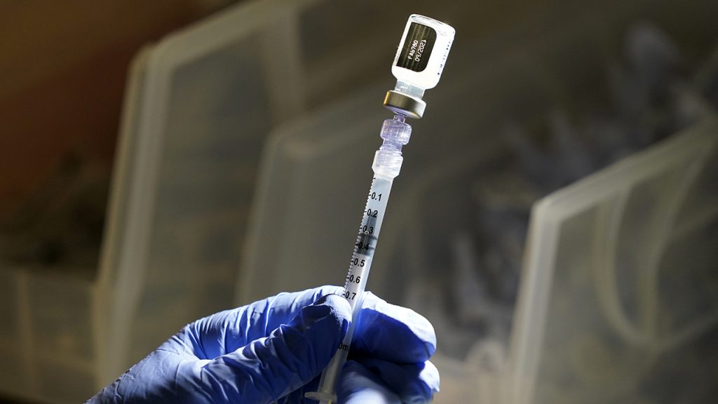 4η δόση εμβολίου | Ανοίγει η πλατφόρμα και για τους άνω των 60 ετών