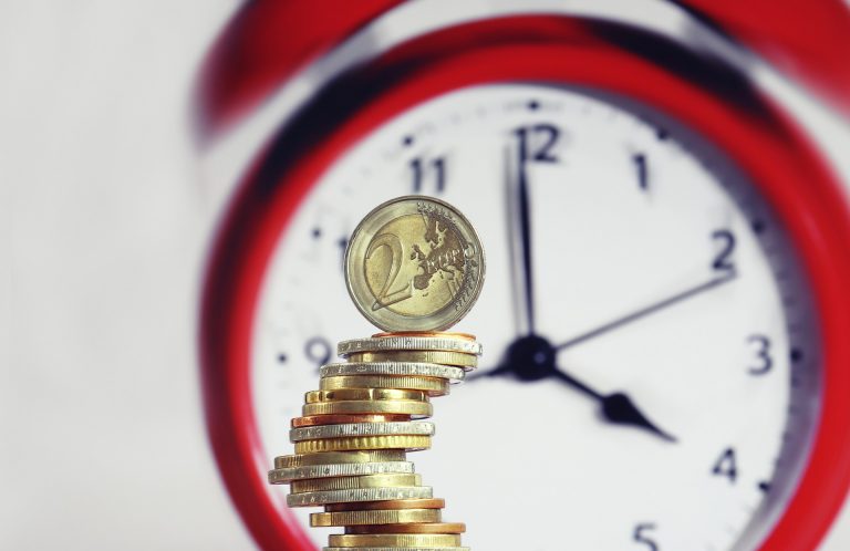 ΟΑΕΔ | Ειδικό εποχικό βοήθημα – Ξεκινούν αύριο οι αιτήσεις