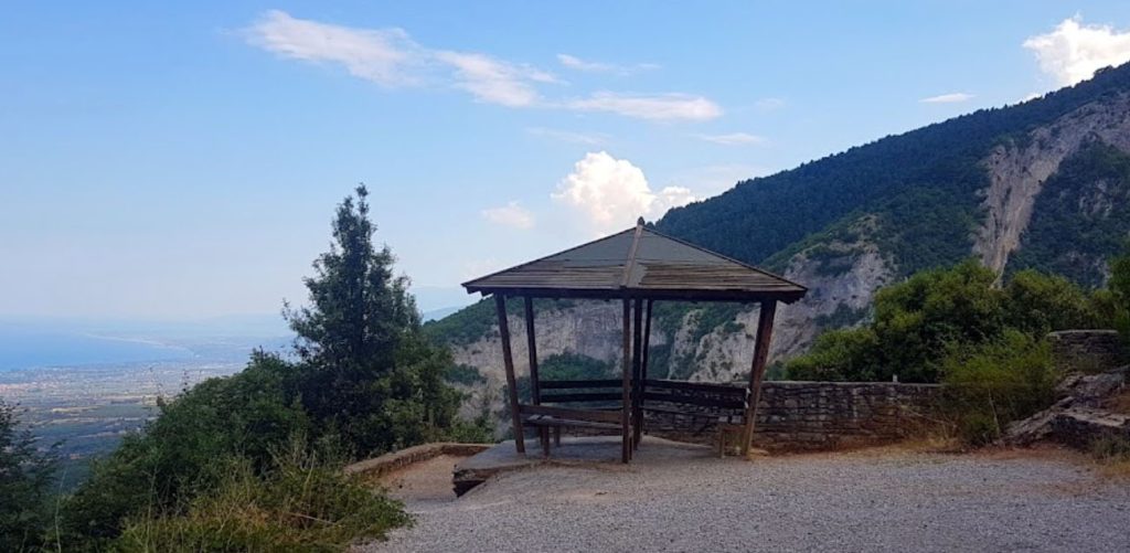 Όλυμπος | Θα τοποθετηθούν μεταλλικά κιγκλιδώματα στη "Ζηλνιά"