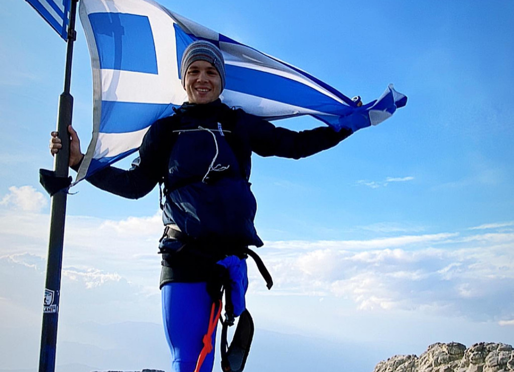 Νίκος Παπαγγελής | Ο πρώτος άνθρωπος με ακρωτηριασμό ποδιού που κατακτά τον Όλυμπο – Το μήνυμά του συγκλονίζει
