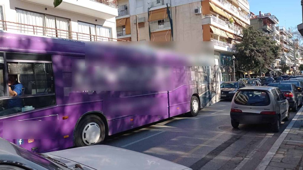 Κατερίνη | Έντονο μποτιλιάρισμα στην Εκάβη λόγω εκλογών και... rapid tests