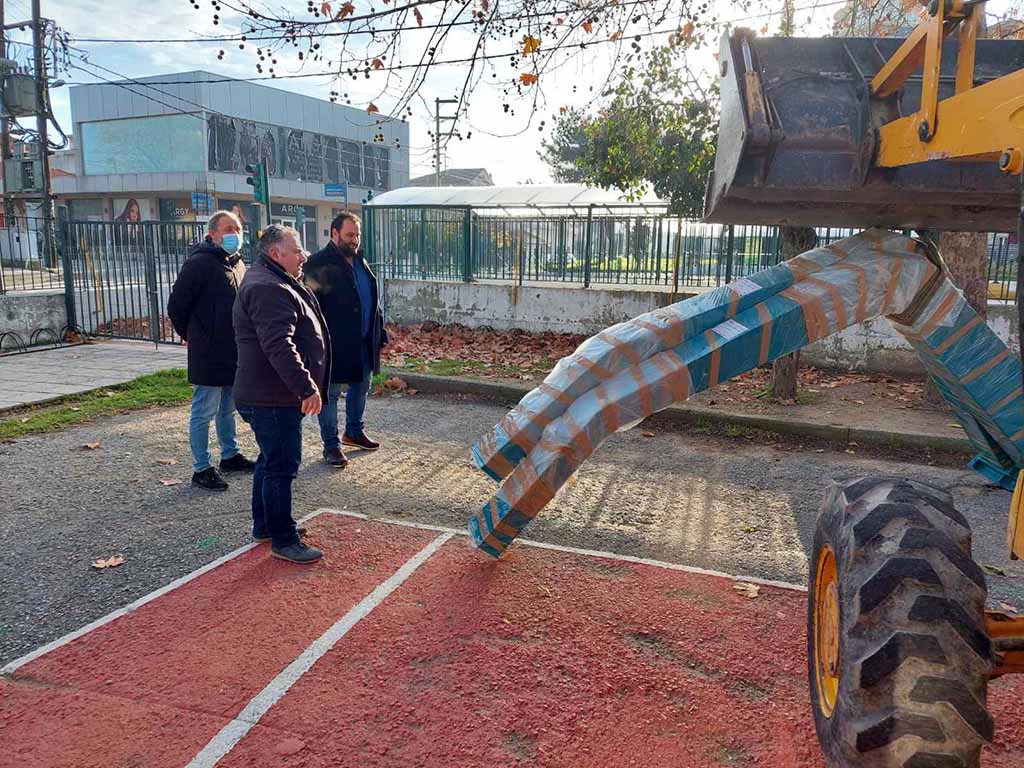 Δήμος Κατερίνης | Οχτώ νέες μπασκέτες σε δημοτικά σχολεία