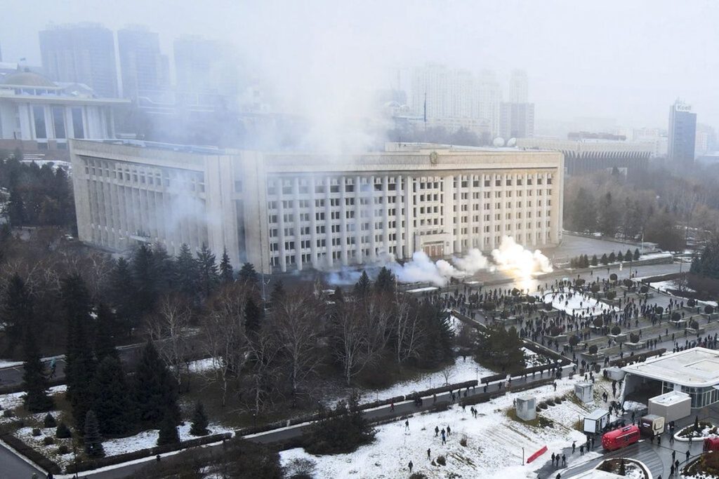 Καζακστάν | Δεκάδες νεκροί στις διαδηλώσεις κατά των αυξήσεων
