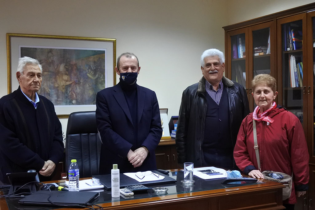Εθιμοτυπική συνάντηση του προέδρου του Επιμελητηρίου Πιερίας Ηλία Χατζηχριστοδούλου με το νέο Δ.Σ. της Ένωσης Συνταξιούχων Εμπόρων Ν. Πιερίας