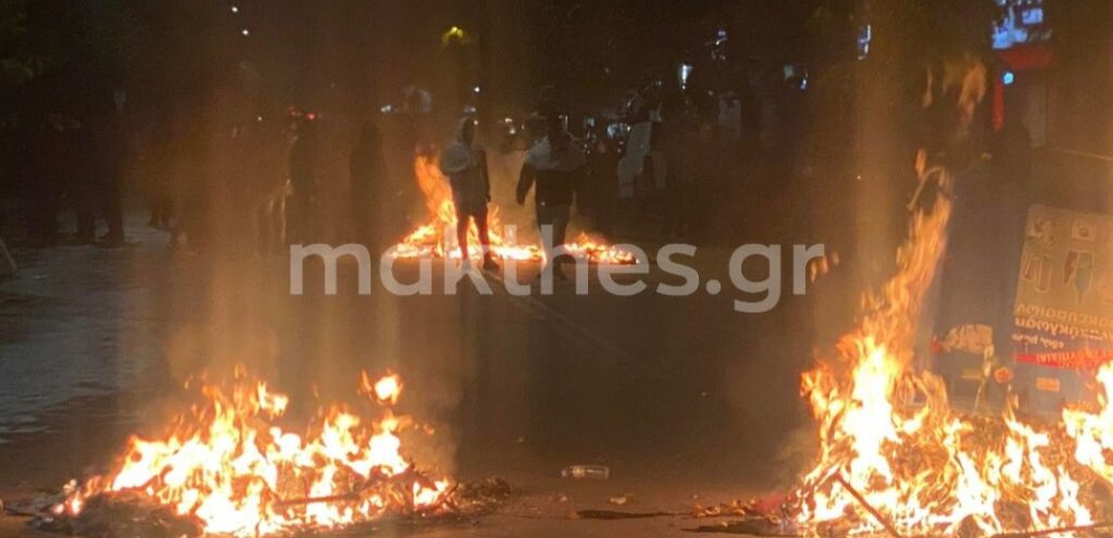 "Μυρίζει μπαρούτι" στη Θεσσαλονίκη: Νέα ένταση με Ρομά τη νύχτα - Μολότοφ, οδοφράγματα και φωτιές σε Δενδροπόταμο και Σταυρούπολη (βίντεο)